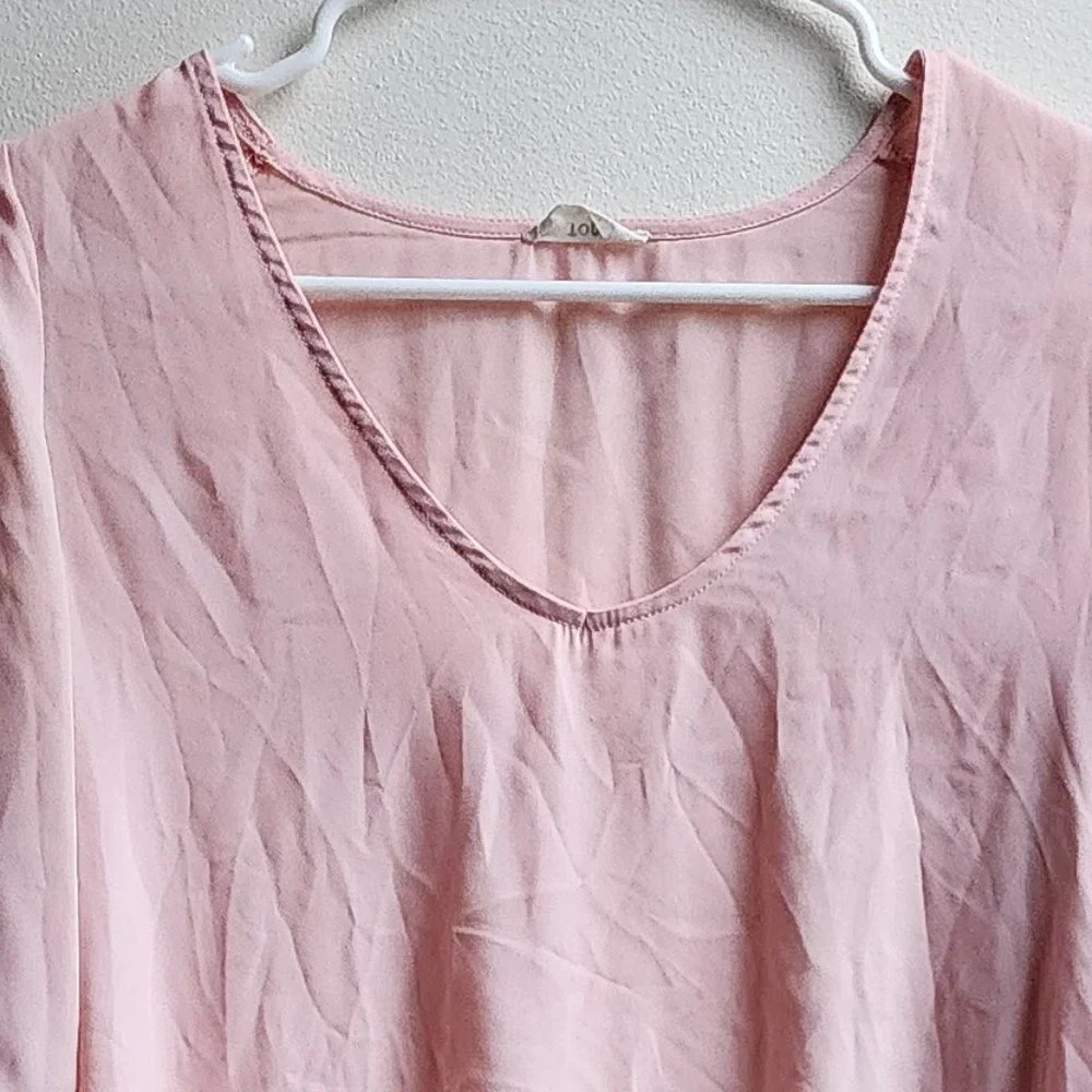 Tobi Pink Open Sleeve Lace Blouse Size Medium